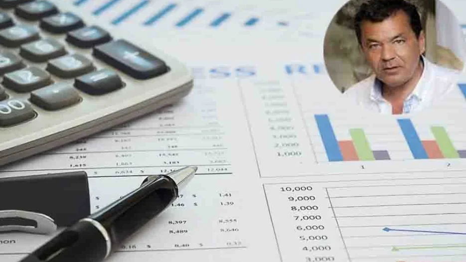 17.856 ευρώ με «απευθείας Ανάθεση» «για λογιστικές υπηρεσίες» στον κ. Αθανάσιο Παππού  από τον κ.  Χρήστο Παππού, Δήμαρχο Φυλής…