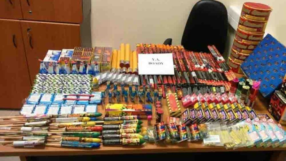 Πανελλαδική αστυνομική επιχείρηση «Spark-Down» κατά παράνομων πυροτεχνημάτων – Κατασχέθηκαν  100.000 κροτίδες