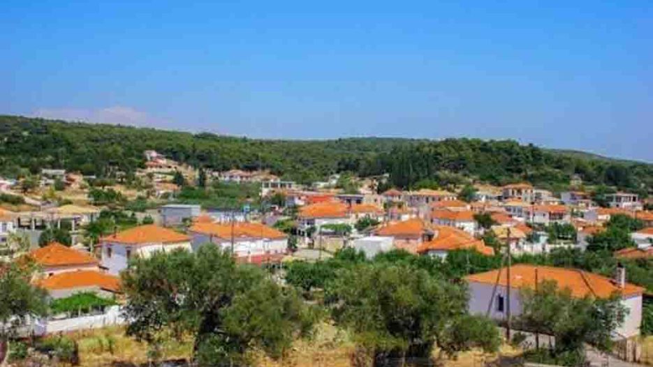 Ζάκυνθος: Κλειστό το Δημοτικό σχολείο Αγίου Λέοντα λόγω ψύλλων – Σε καθημερινή βάση οι απεντομώσεις
