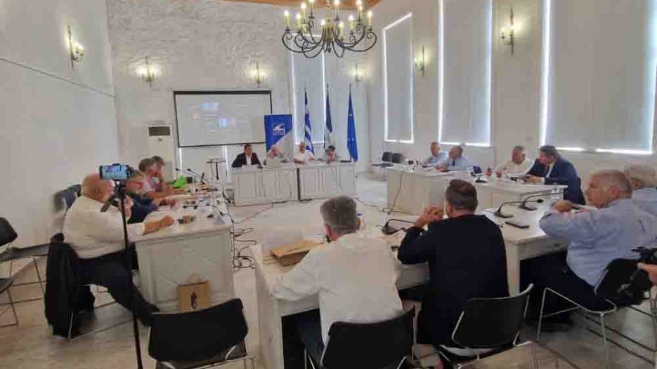 ΚΕΔΕ: διεκδικεί πόρους, αρμοδιότητες και ισχυρότερο ρόλο για τους Δήμους