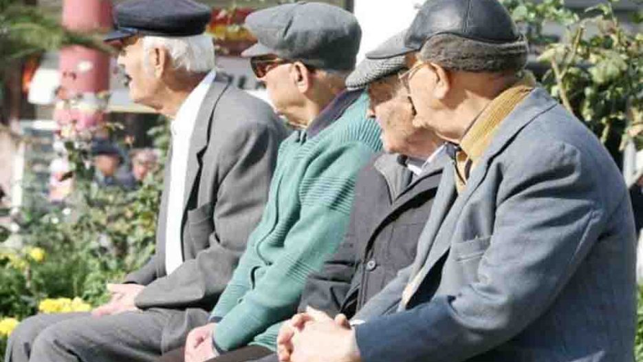 Συντάξεις: Αυξήσεις-απάτη - Η «πίσω πόρτα» με το λογιστικό «στραγγάλισμα» των συντάξεων που τις ροκανίζει