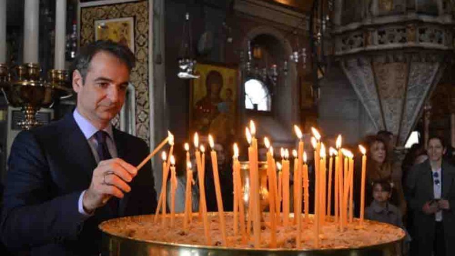 Ο πήχης της κατάρρευσης: Ο Μητσοτάκης παζαρεύει το 25% και ανάβει φωτιές διαδοχής