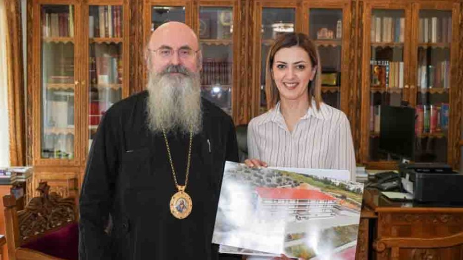 Προχωρά η δημιουργία του Πρότυπου Κέντρου Αριστείας για την Άνοια στο Περιστέρι – Νέα εποχή στη φροντίδα και την πρόληψη