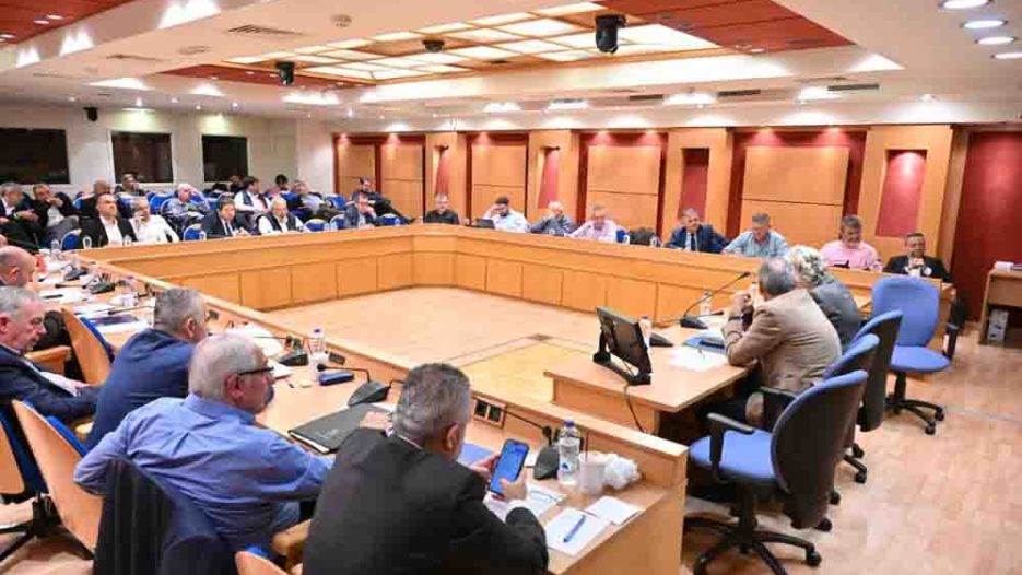 «Αντάρτικο» ΚΕΔΕ για τον Προϋπολογισμό 2027: Προειδοποίηση για κινητοποιήσεις και «ψαλίδι» 670 εκατ. ευρώ