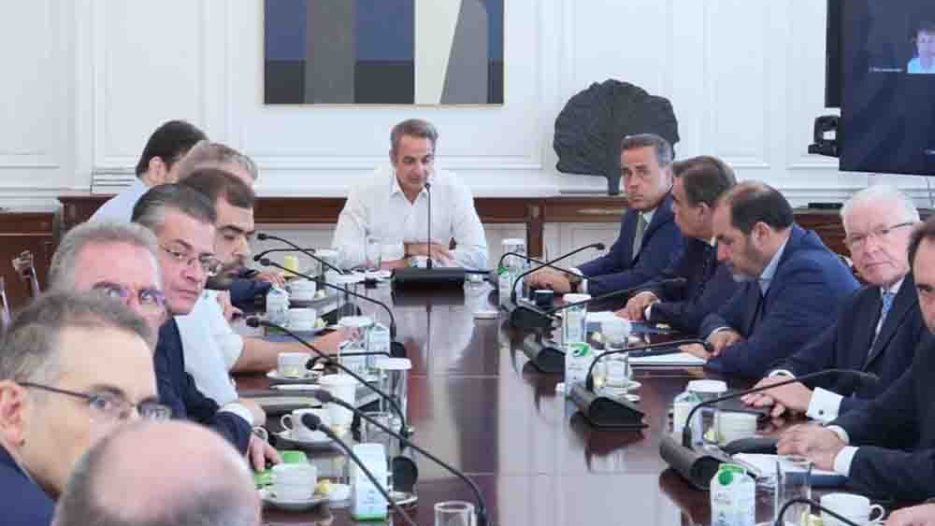 Πυρόπληκτη Δυτική Αττική: Επιτάχυνση αποζημιώσεων και νέα έργα αποκατάστασης μετά τις καταστροφικές φωτιές
