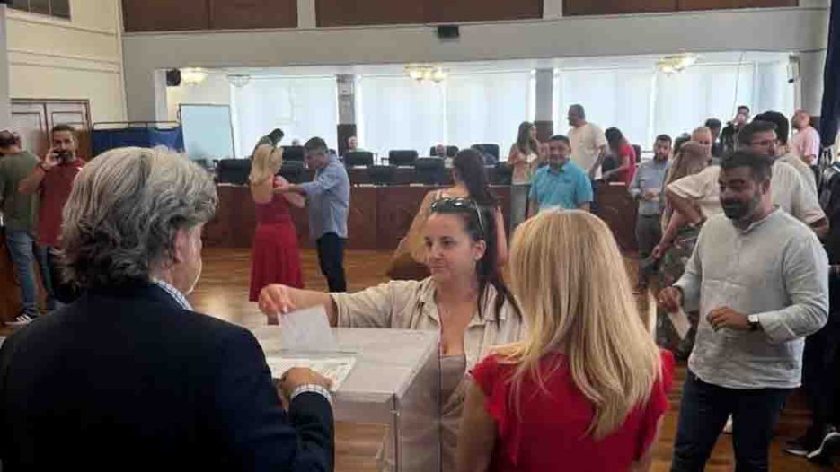 Νέο Προεδρείο στο Δημοτικό Συμβούλιο Πειραιά με Πρόεδρο τον Παναγιώτη Αβραμίδη